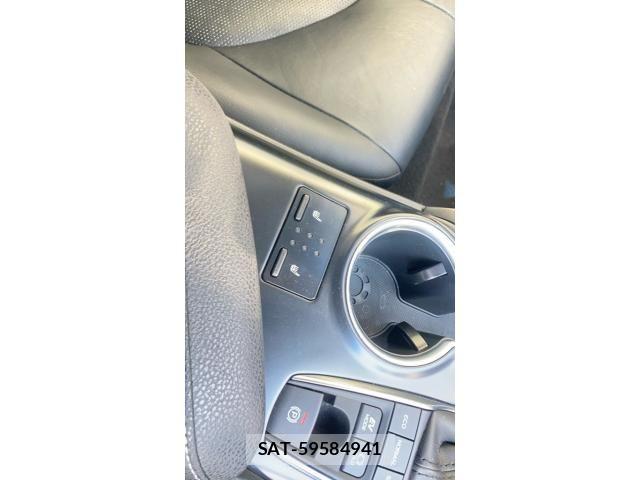 Toyota CAMRY HYBRID 2019-10 8365025-25