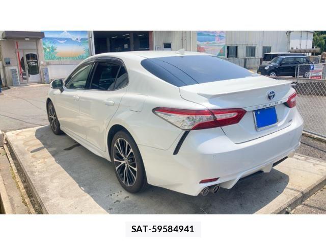 Toyota CAMRY HYBRID 2019-10 8365025-2