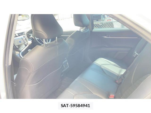 Toyota CAMRY HYBRID 2019-10 8365025-4