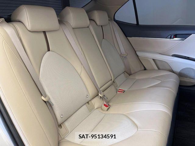 Toyota CAMRY HYBRID 2017-09 8365022-12