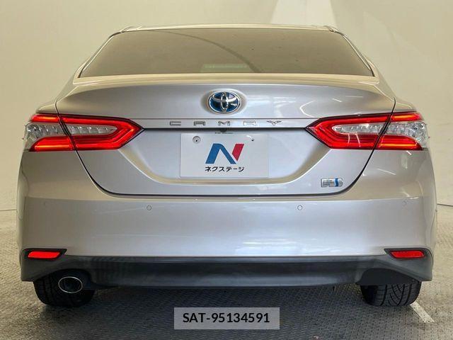 Toyota CAMRY HYBRID 2017-09 8365022-15