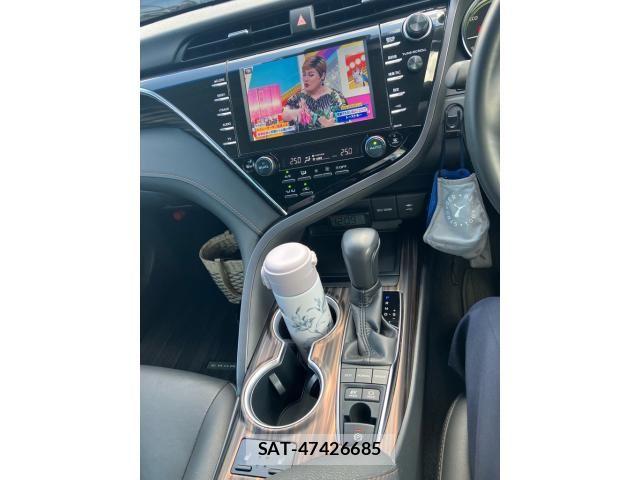 Toyota CAMRY HYBRID 2018-01 8365020-13