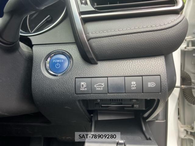 Toyota CAMRY HYBRID 2020-09 8365021-12