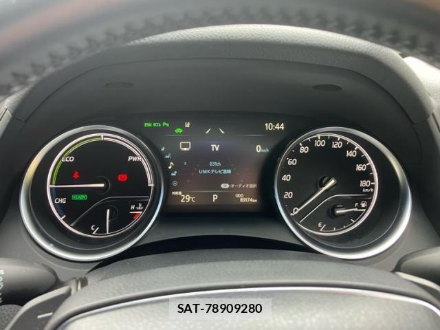 Toyota CAMRY HYBRID 2020-09 8365021-17