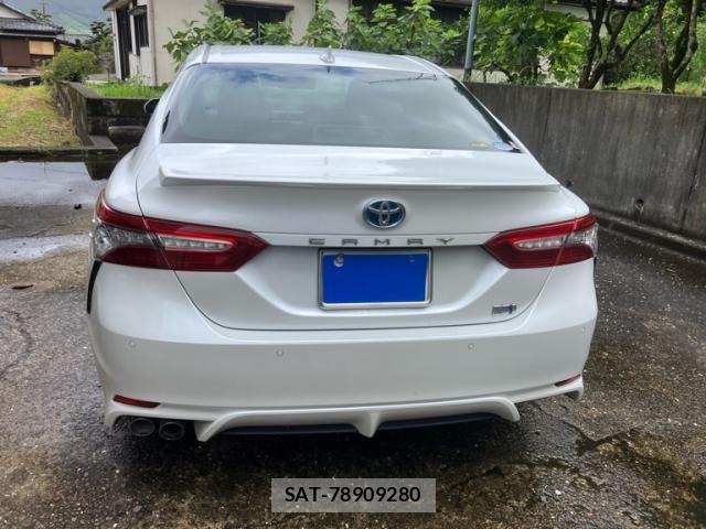 Toyota CAMRY HYBRID 2020-09 8365021-1