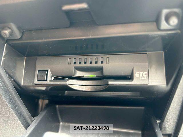 Toyota CAMRY HYBRID 2021-08 8371507-13