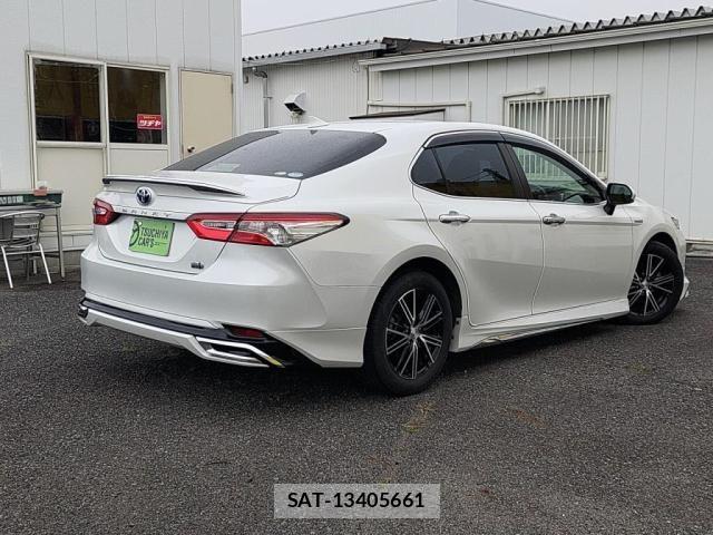 Toyota CAMRY HYBRID 2019-10 8371509-1