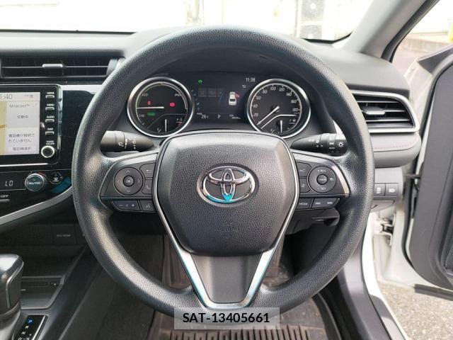 Toyota CAMRY HYBRID 2019-10 8371509-19