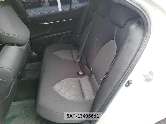 Toyota CAMRY HYBRID 2019-10 8371509-22