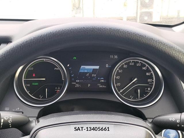 Toyota CAMRY HYBRID 2019-10 8371509-28