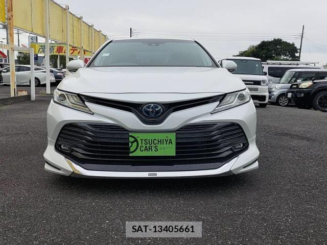 Toyota CAMRY HYBRID 2019-10 8371509-8