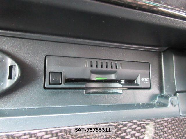 Toyota CAMRY HYBRID 2014-10 8411521-16
