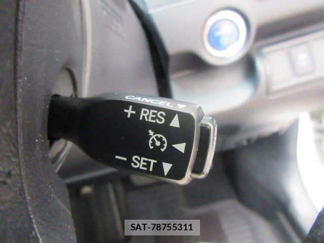 Toyota CAMRY HYBRID 2014-10 8411521-24
