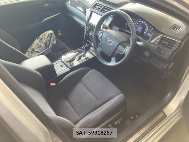 Toyota CAMRY HYBRID 2011-11 8411524-11