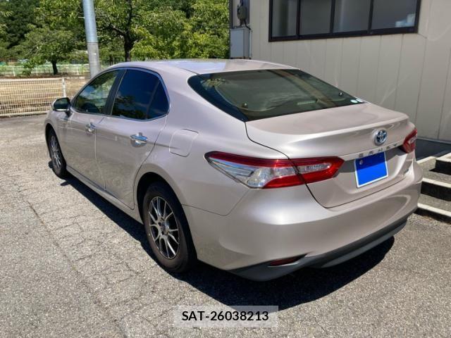 Toyota CAMRY HYBRID 2017-09 8457133-2