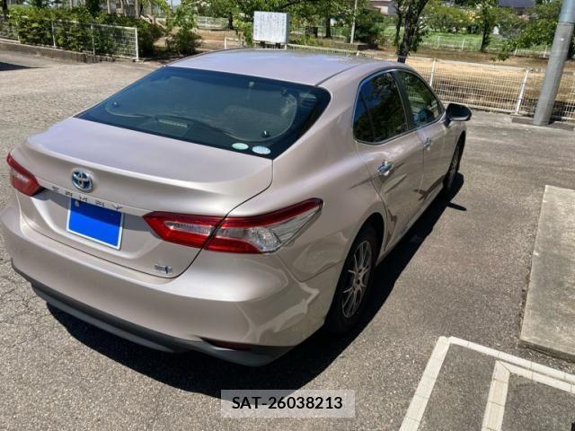 Toyota CAMRY HYBRID 2017-09 8457133-3