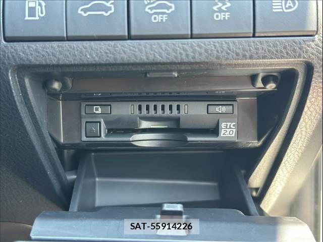 Toyota CAMRY HYBRID 2018-03 8523870-11