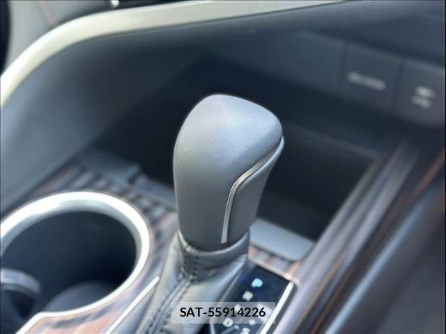 Toyota CAMRY HYBRID 2018-03 8523870-16