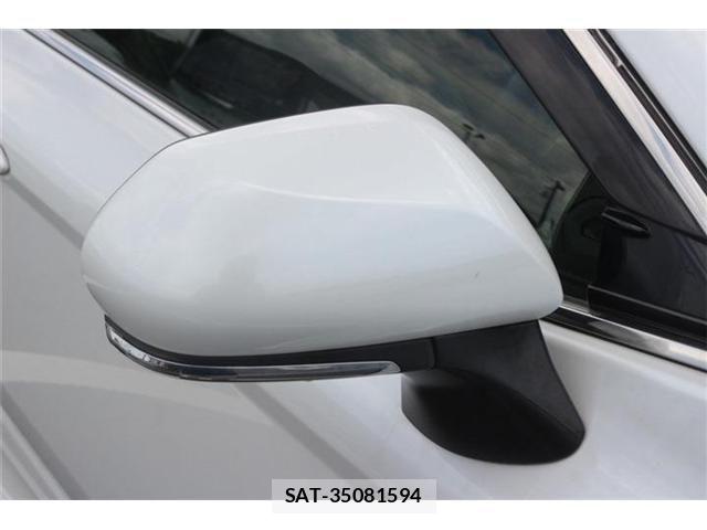 Toyota CAMRY HYBRID 2019-06 8523858-9