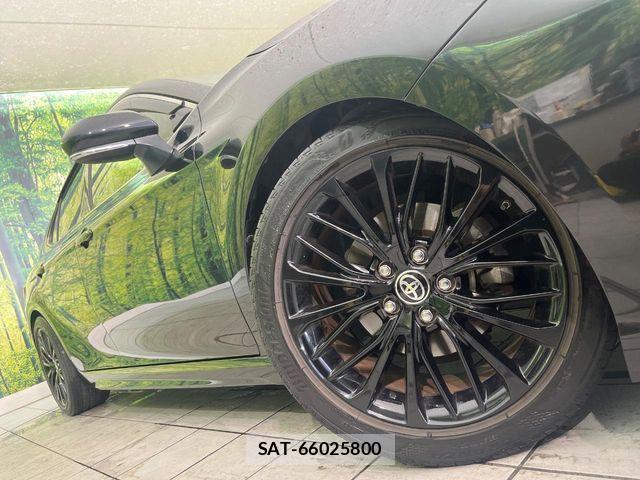 Toyota CAMRY HYBRID 2020-11 8523868-13
