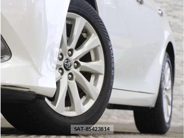 Toyota CAMRY HYBRID 2017-11 8561352-18