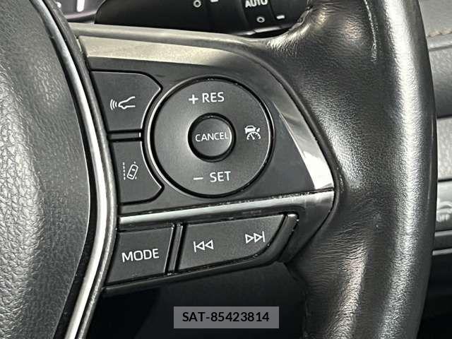 Toyota CAMRY HYBRID 2017-11 8561352-6