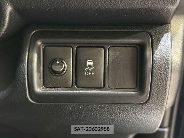 Toyota CAMRY HYBRID 2013-11 8561359-15