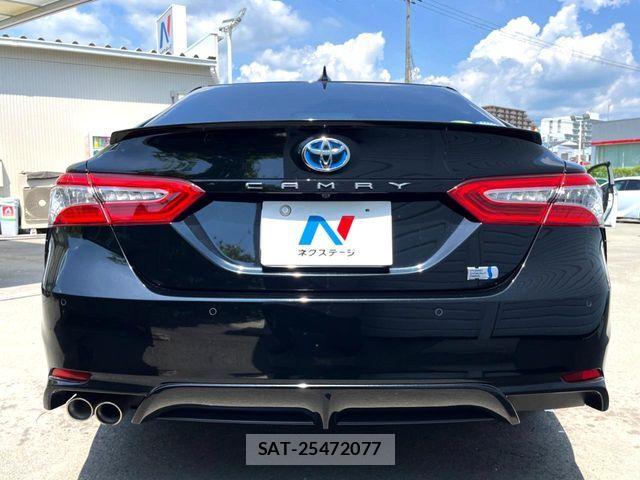 Toyota CAMRY HYBRID 2020-01 8561348-13
