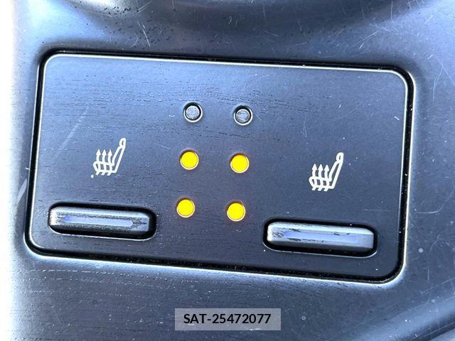 Toyota CAMRY HYBRID 2020-01 8561348-7