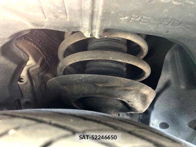Toyota CAMRY HYBRID 2017-09 8561354-18