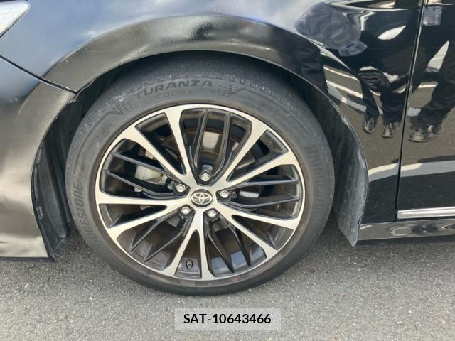 Toyota CAMRY HYBRID 2019-11 8561356-4