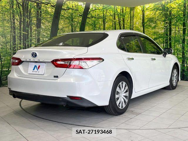Toyota CAMRY HYBRID 2017-08 8626067-16