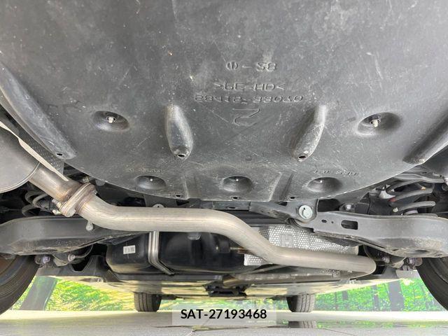 Toyota CAMRY HYBRID 2017-08 8626067-18