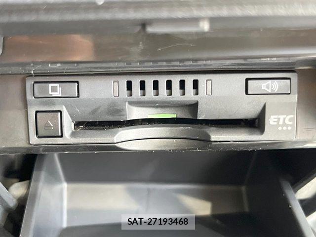 Toyota CAMRY HYBRID 2017-08 8626067-6