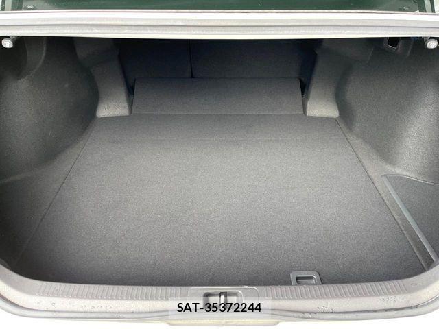 Toyota CAMRY HYBRID 2019-06 8626063-11