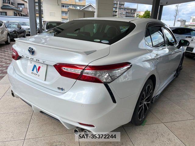 Toyota CAMRY HYBRID 2019-06 8626063-17
