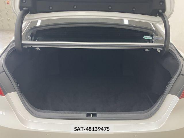 Toyota CAMRY HYBRID 2018-01 8626068-21