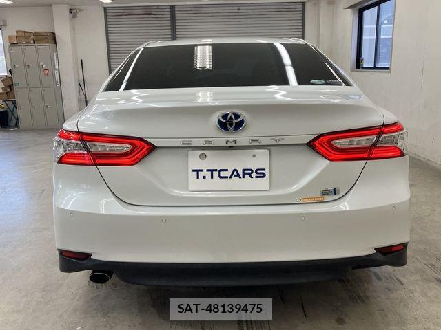 Toyota CAMRY HYBRID 2018-01 8626068-24