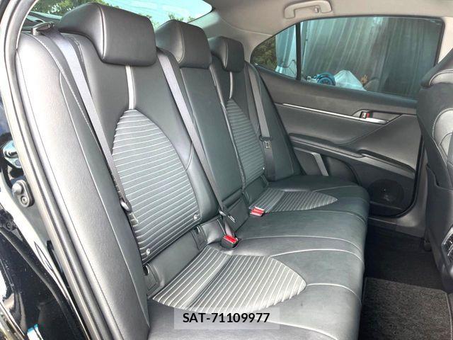 Toyota CAMRY HYBRID 2023-04 8665899-12
