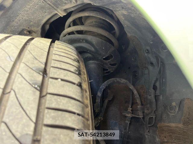 Toyota CAMRY HYBRID 2020-04 8658300-19