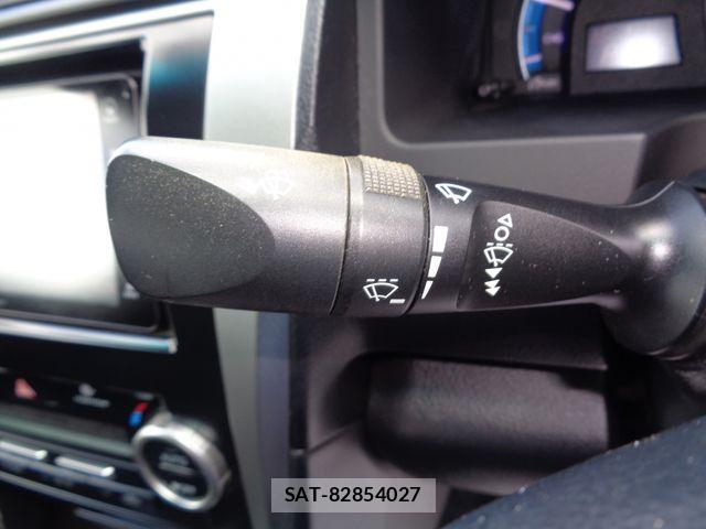 Toyota CAMRY HYBRID 2011-09 8658310-19