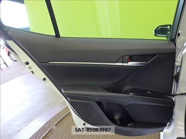 Toyota CAMRY HYBRID 2019-09 8658302-26