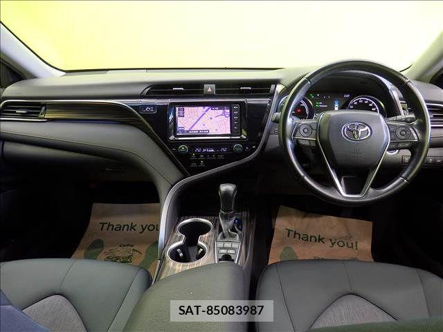 Toyota CAMRY HYBRID 2019-09 8658302-2