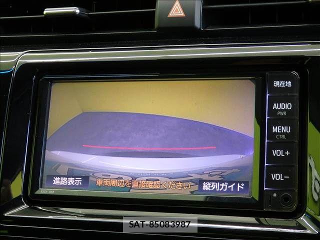 Toyota CAMRY HYBRID 2019-09 8658302-5