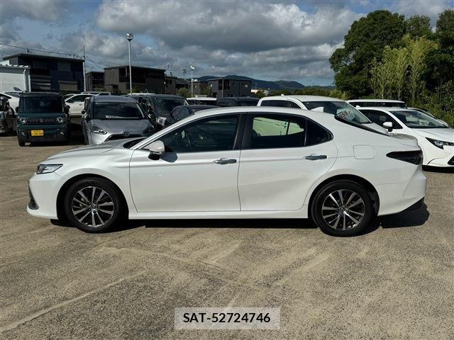 Toyota CAMRY HYBRID 2022-10 8658306-10