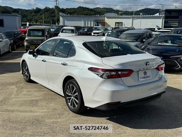 Toyota CAMRY HYBRID 2022-10 8658306-11
