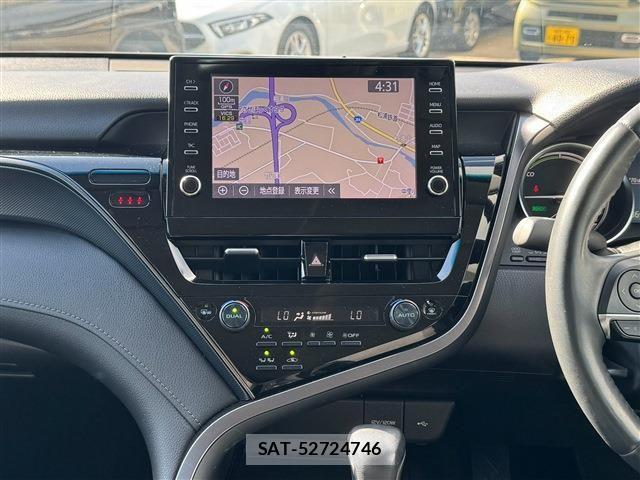 Toyota CAMRY HYBRID 2022-10 8658306-21