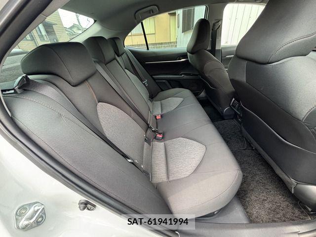 Toyota CAMRY HYBRID 2017-08 8658303-15