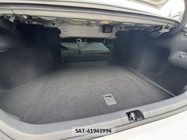 Toyota CAMRY HYBRID 2017-08 8658303-19