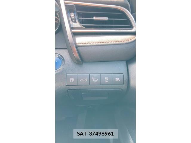 Toyota CAMRY HYBRID 2017-10 8658305-14